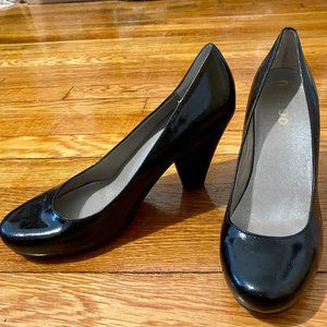 Black Patent Leather Heel